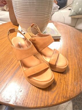 Antelope Tan Platform Slingback Sandals